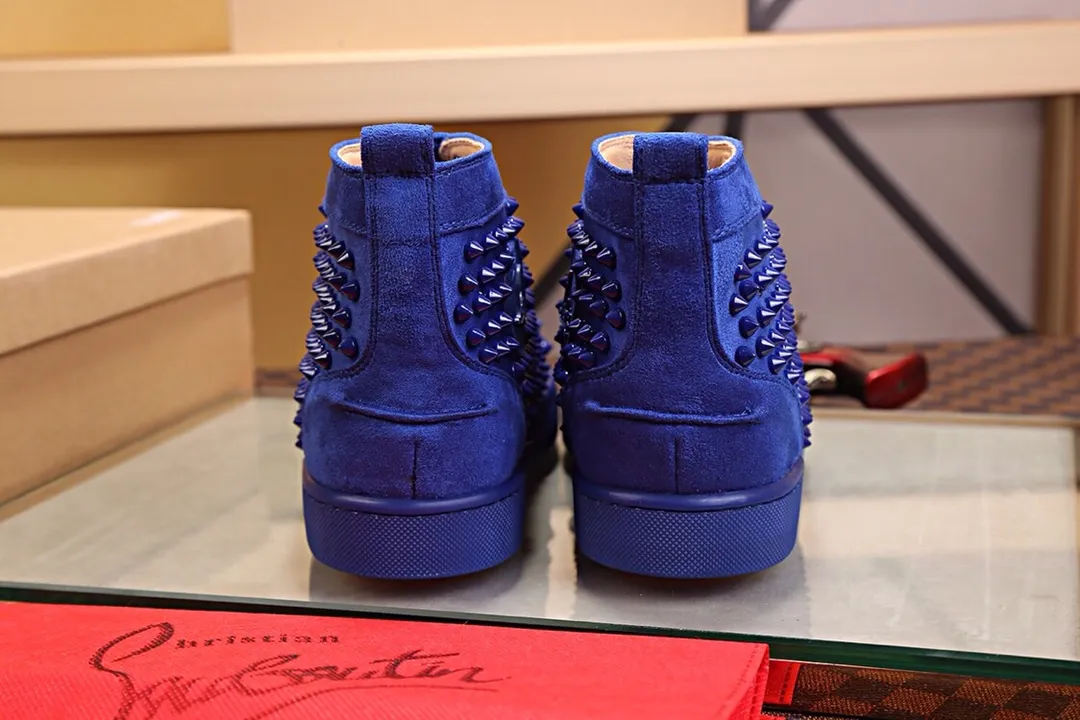 Ex-factory price 480. christian louboutin (CL red sole shoes) counter nail series, high-top casual sneakers for couples 📢 📢 📢 Exclusive hot style release 🎈🎈💪 Movable latex feet 👻 Finished outsole stitching line [satisfied] 😝Female 35-40# Male 38#-46, global supply😝 [Top version]: original imported cowhide upper, top original leather lining, original molded TPU outsole, original 1:1 detail processing, original shoe last, large quantity available from stock,